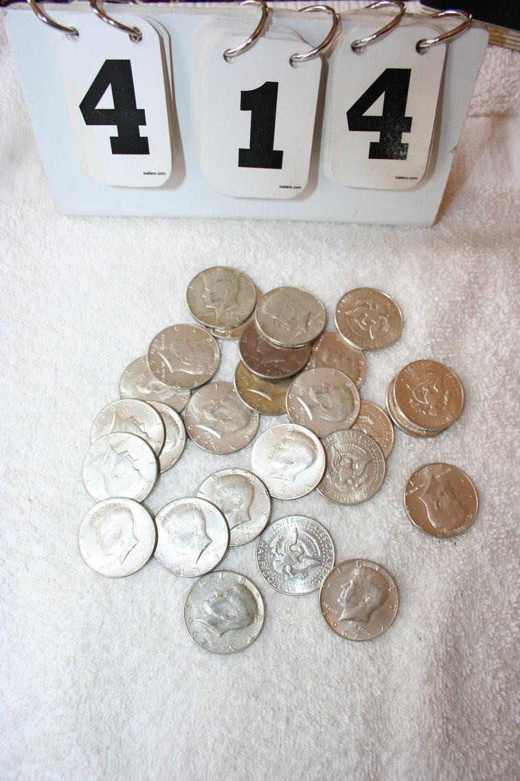 Image for 1967 Kennedy Halves  (26)