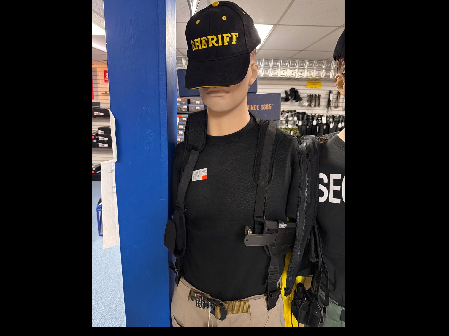 Image for Fully dressed mannequin