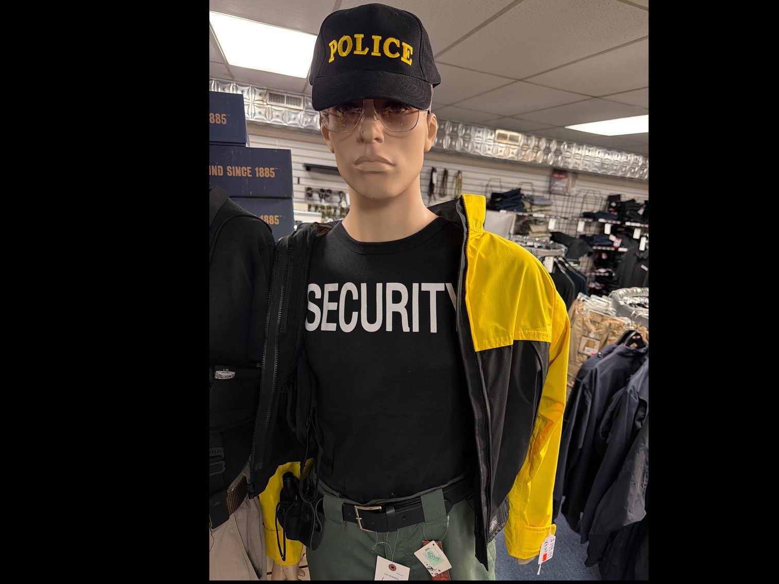 Image for Fully dressed mannequin