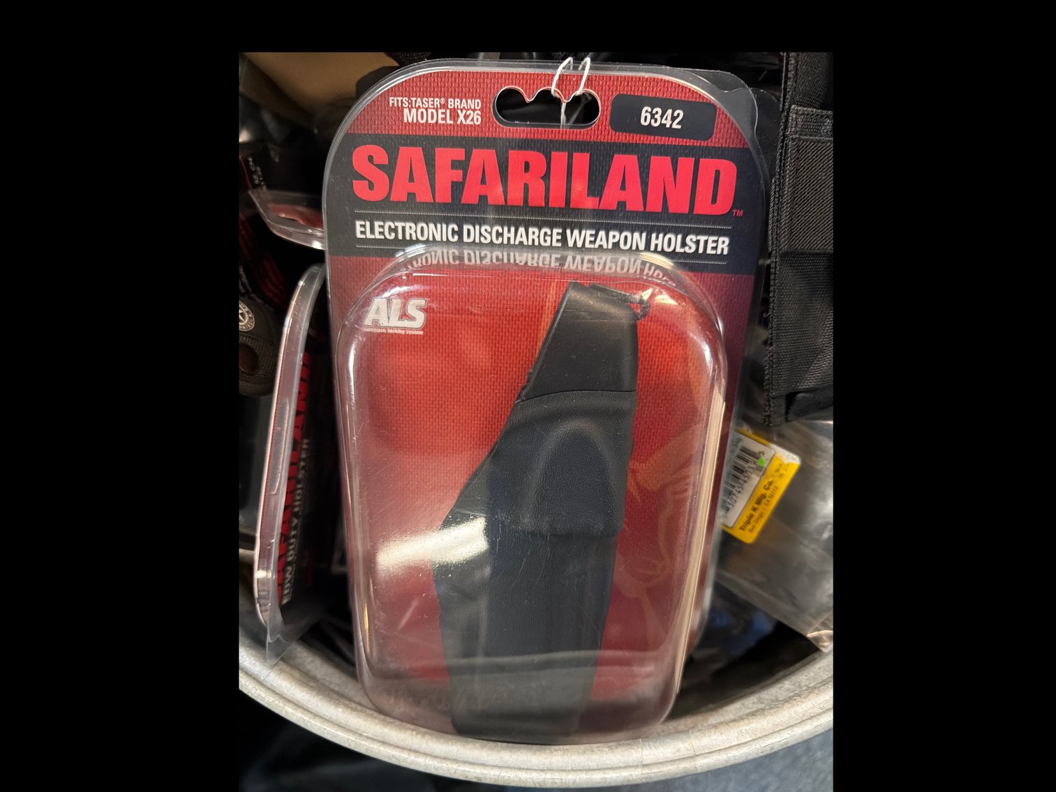 Image for Various items in Barrel