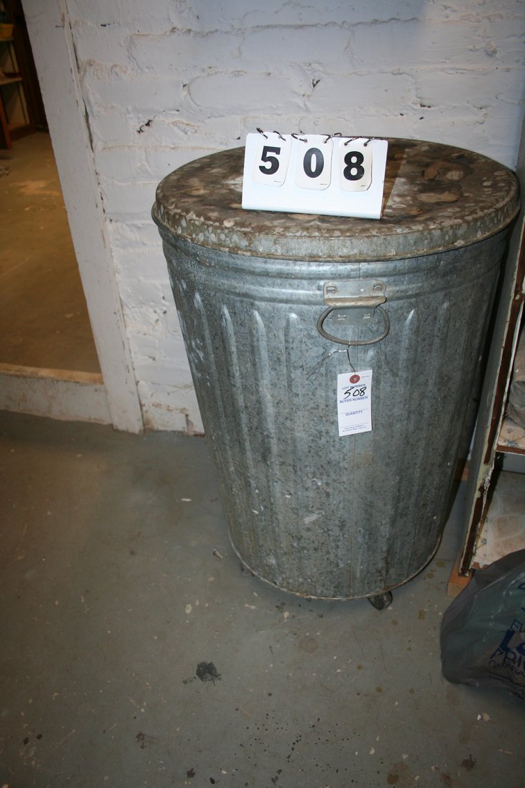 Image for Black Oil Sunflower Seeds and Container