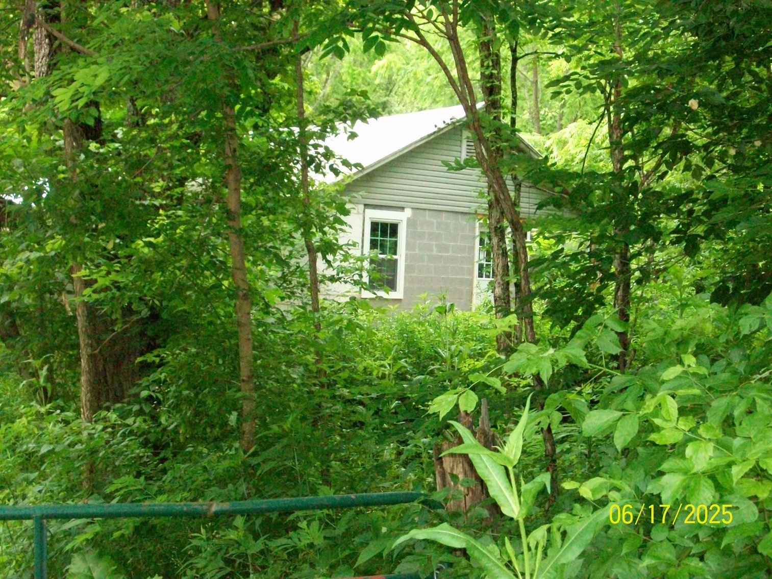 Image for Tract 2 – The tract has 49.1 acres and a barn.