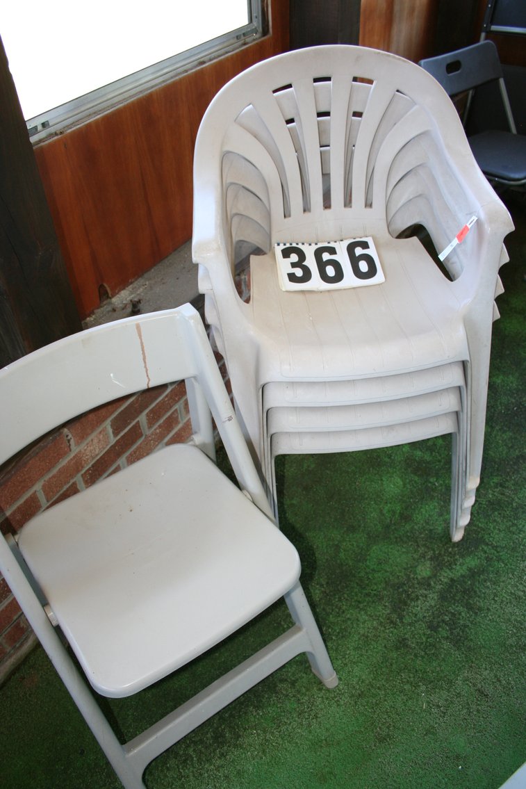 Image for 5 chairs  (5)