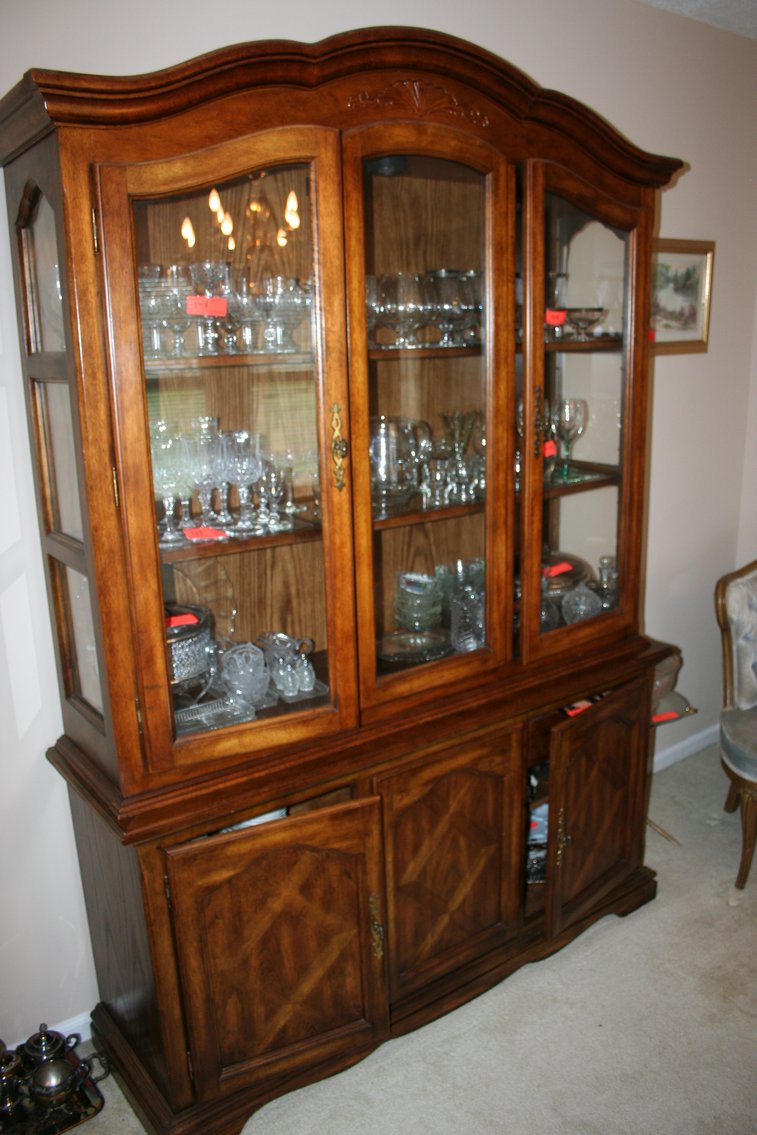Image for Solid oak lighted cabinet 5 pieces (Cabinet ONLY)