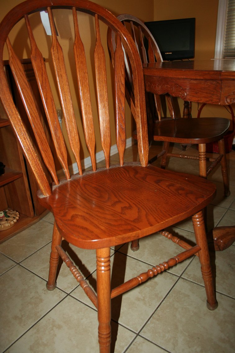 Image for Oak Dining Table & 4 chairs  60