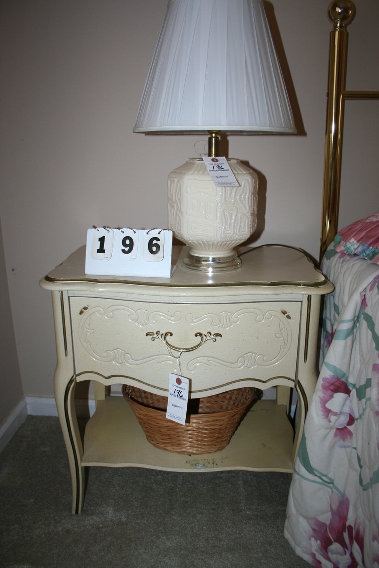 Image for Bedroom set 4 piece - Vintage hand painted