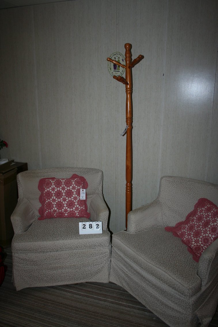 Image for Oak hat stand & 2 vintage chairs