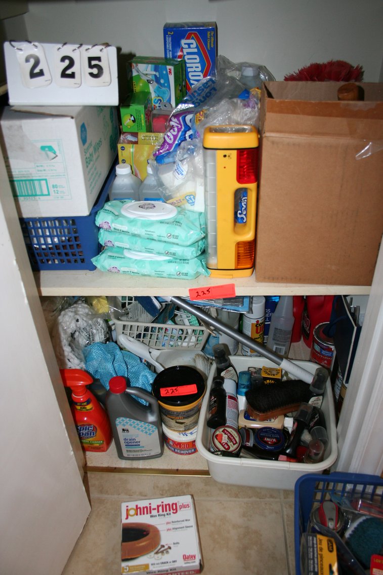 Image for Cleaning products new & used - misc items