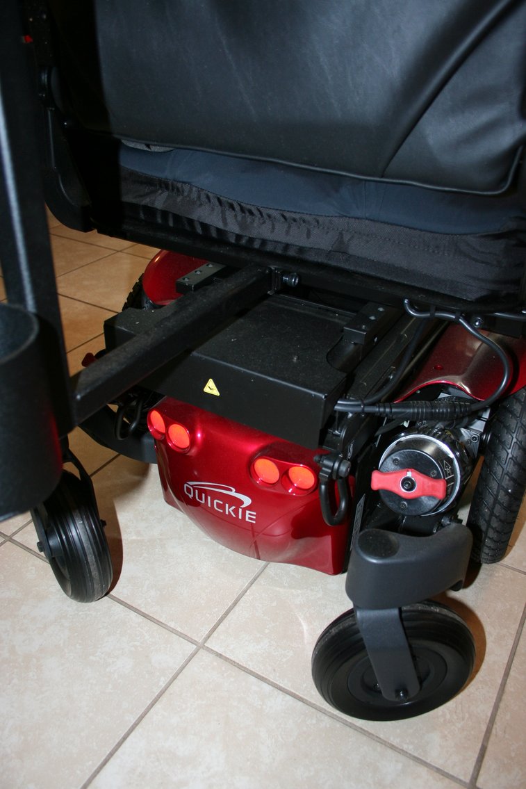 Image for NEVER USED - Quicke Q 500 M with charger Electric wheel chair