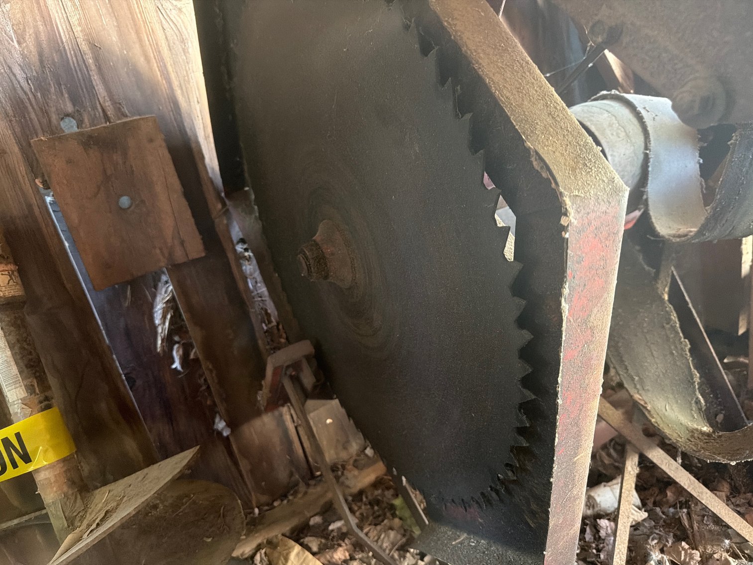 Image for Belt driven saw mounts on a tractor