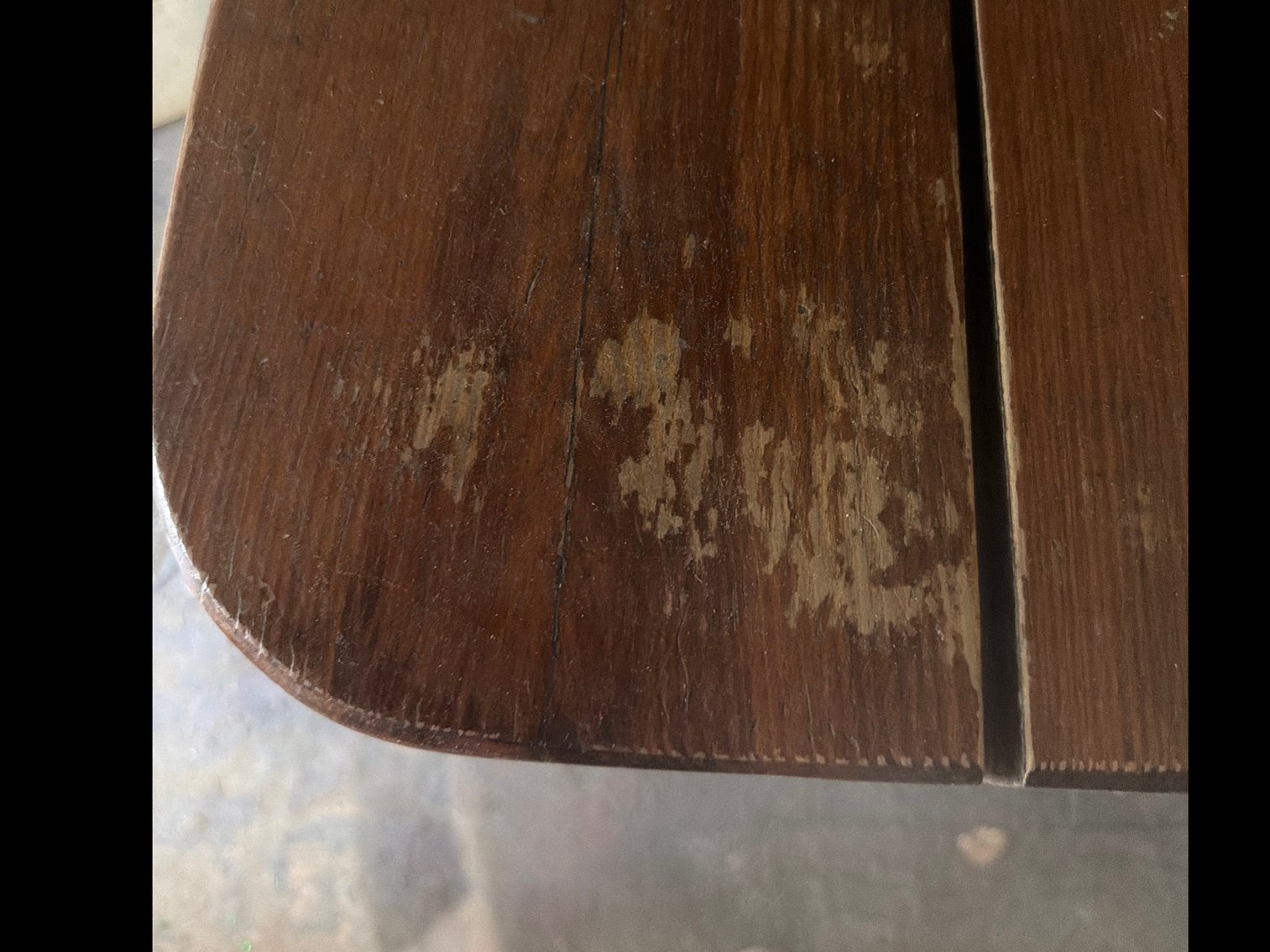 Image for Table and two benches no contents