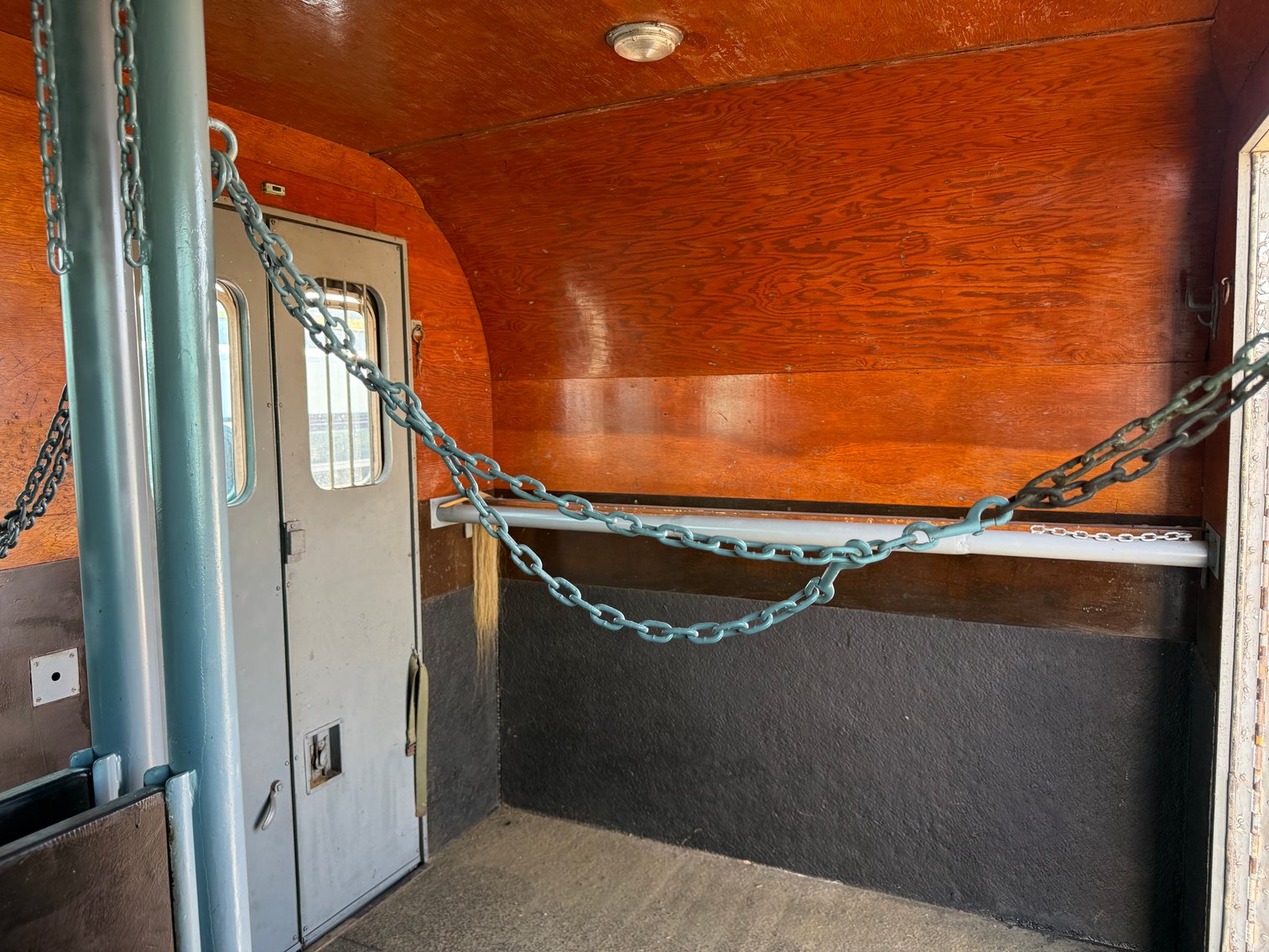 Image for 1966 International 1600 Horse Van