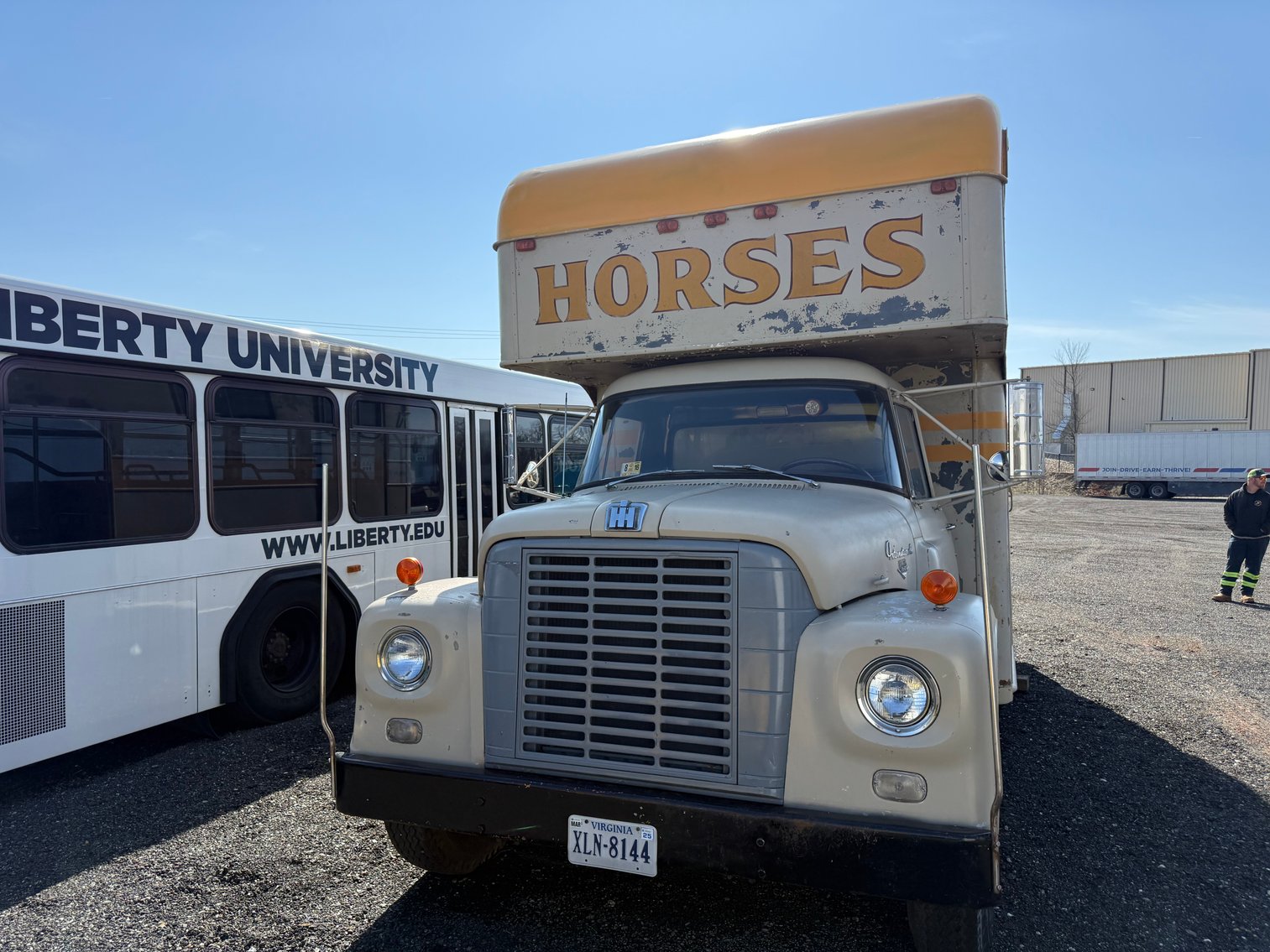 Image for 1966 International 1600 Horse Van