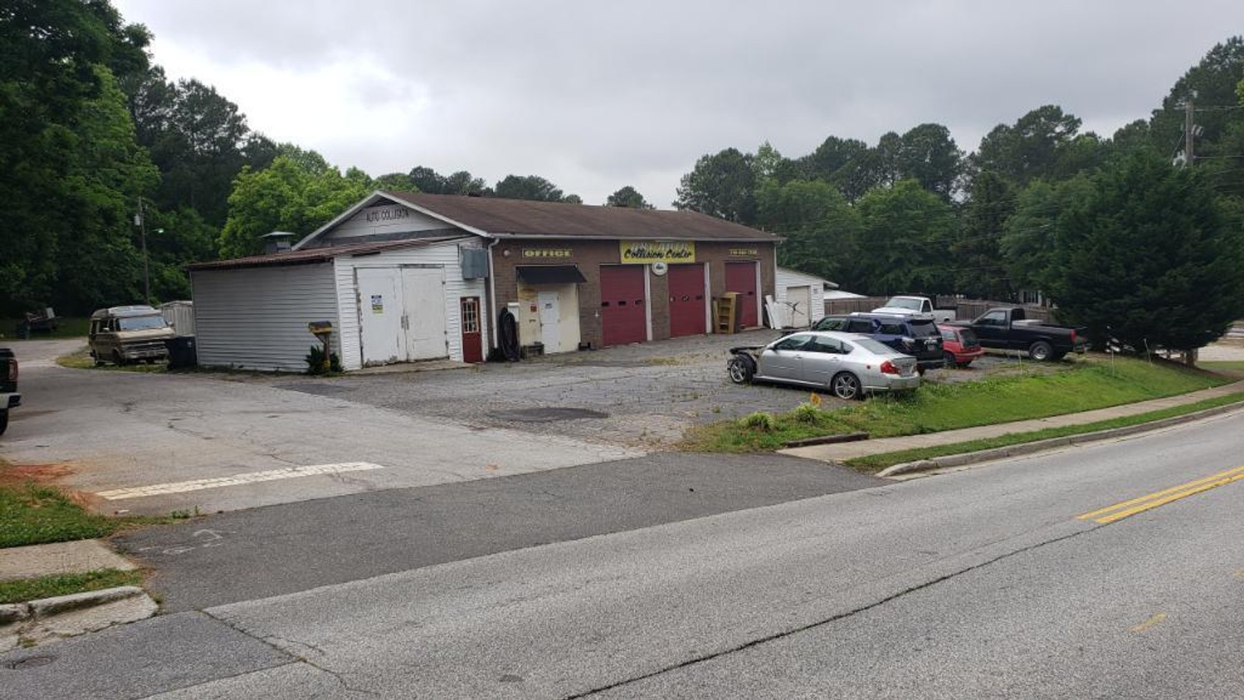 Image for Auto Body Shop on .61 +/- Acres in Dacula
