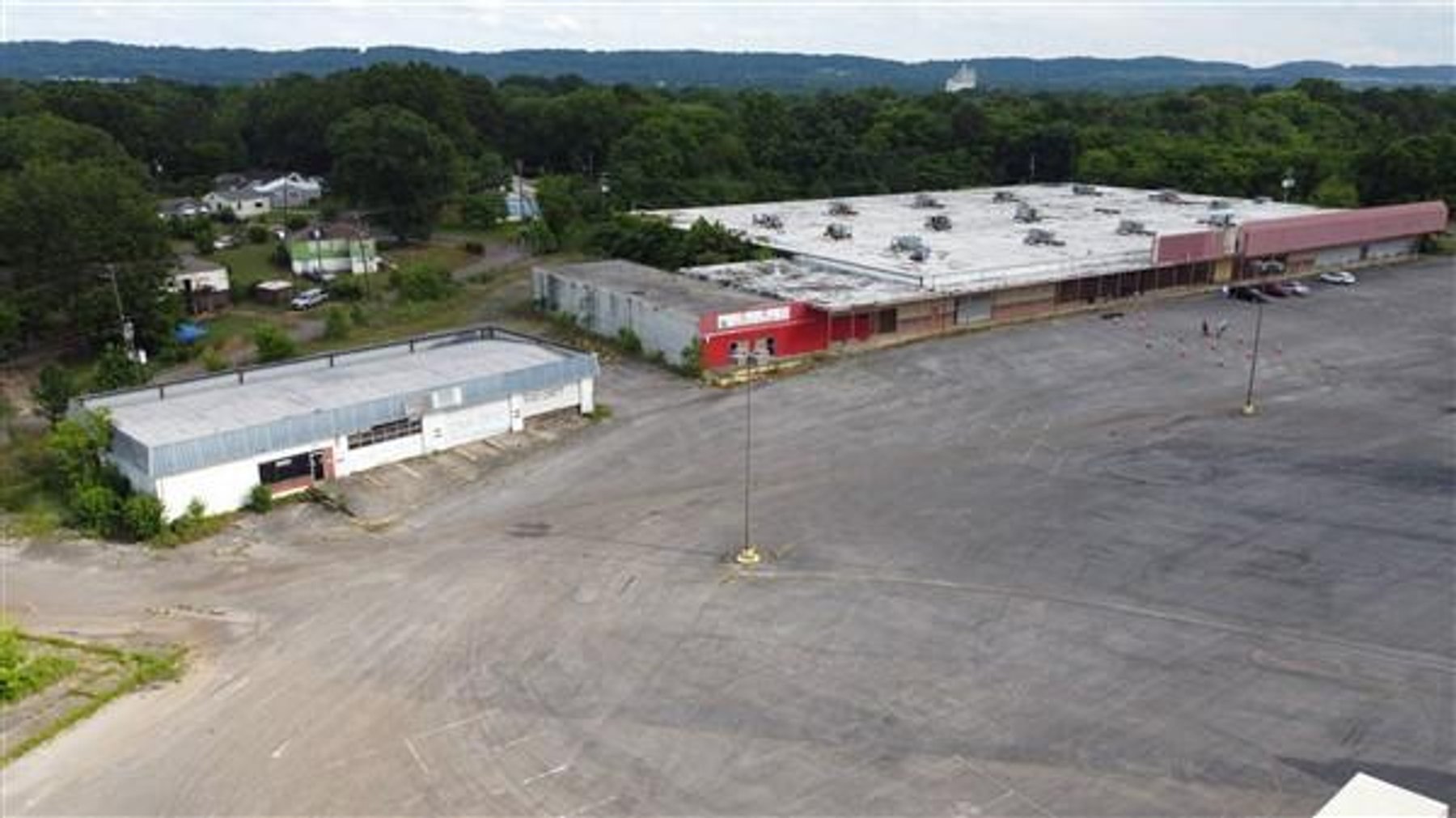 Image for Former Retail Center on 11.34+/- Acres