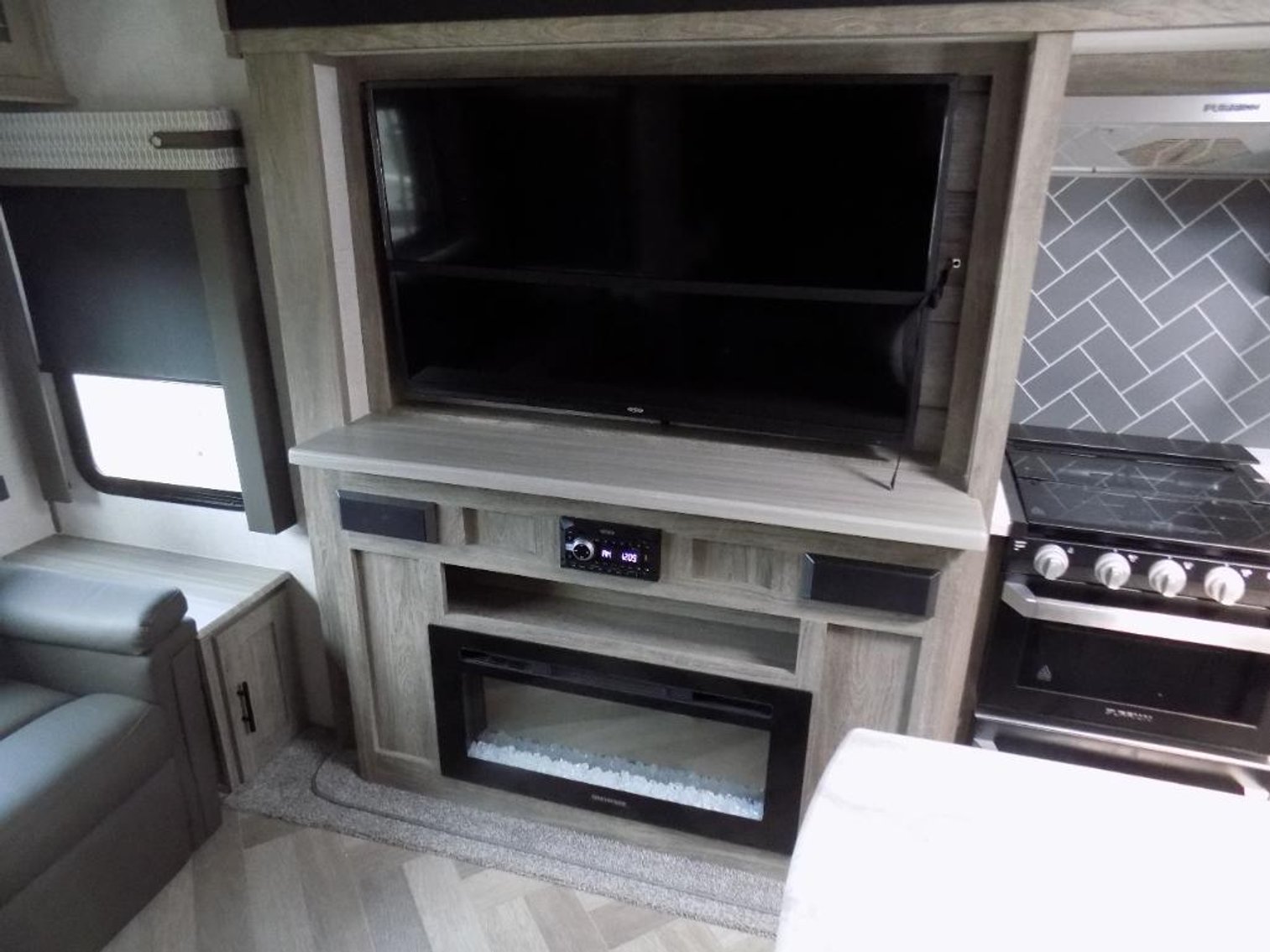 Image for 2020 Wildwood Heritage Glen 308 RL Travel Trailer