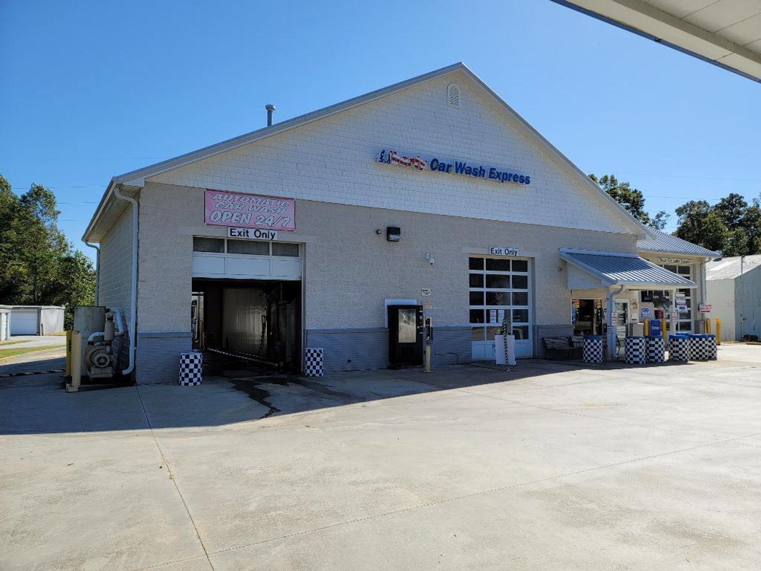 Image for Liberty Carwash & Lube Center