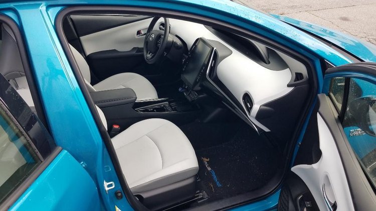 Image for 2020 Toyota Prius Liftback 5D Prime XLE