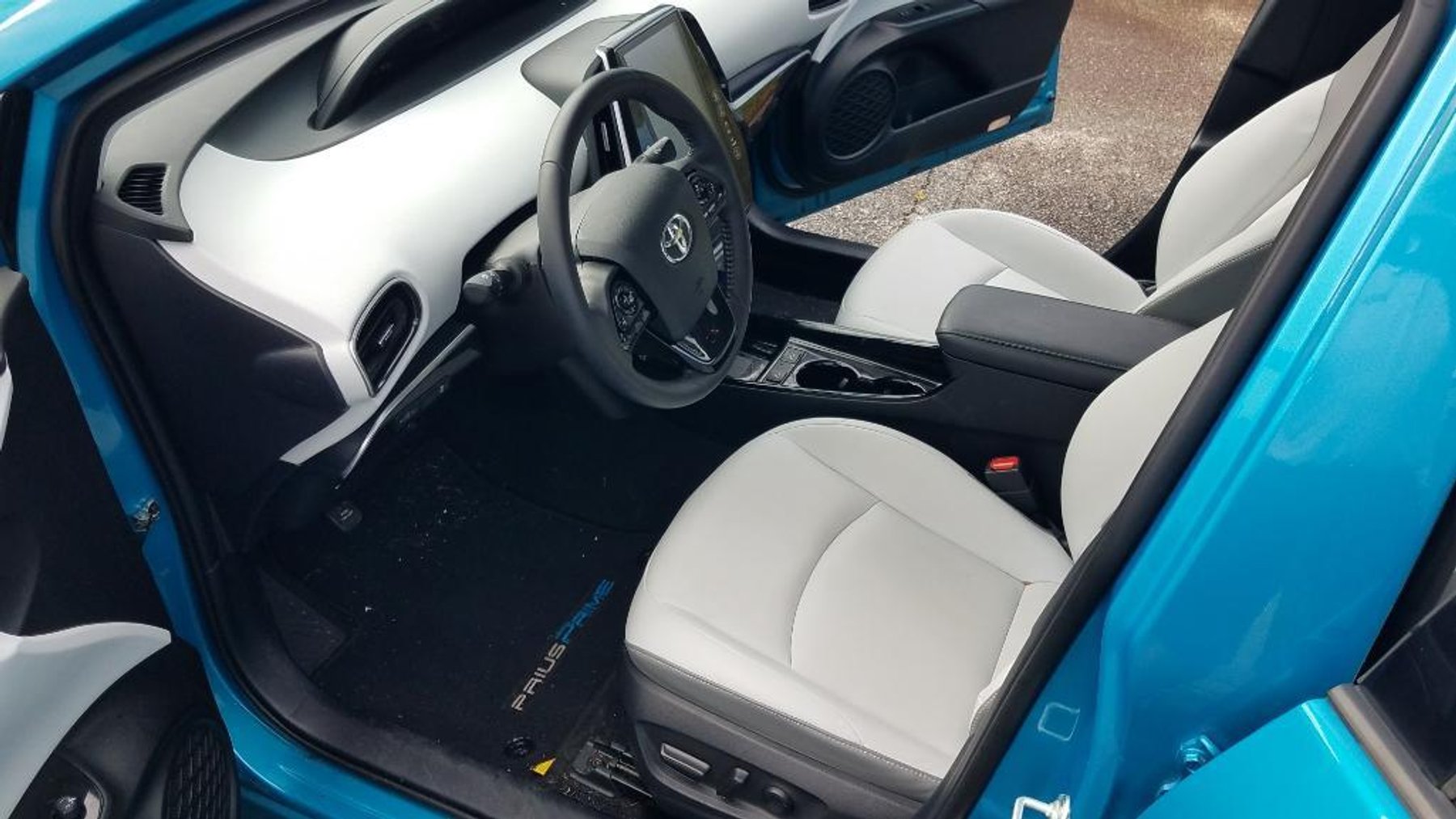 Image for 2020 Toyota Prius Liftback 5D Prime XLE