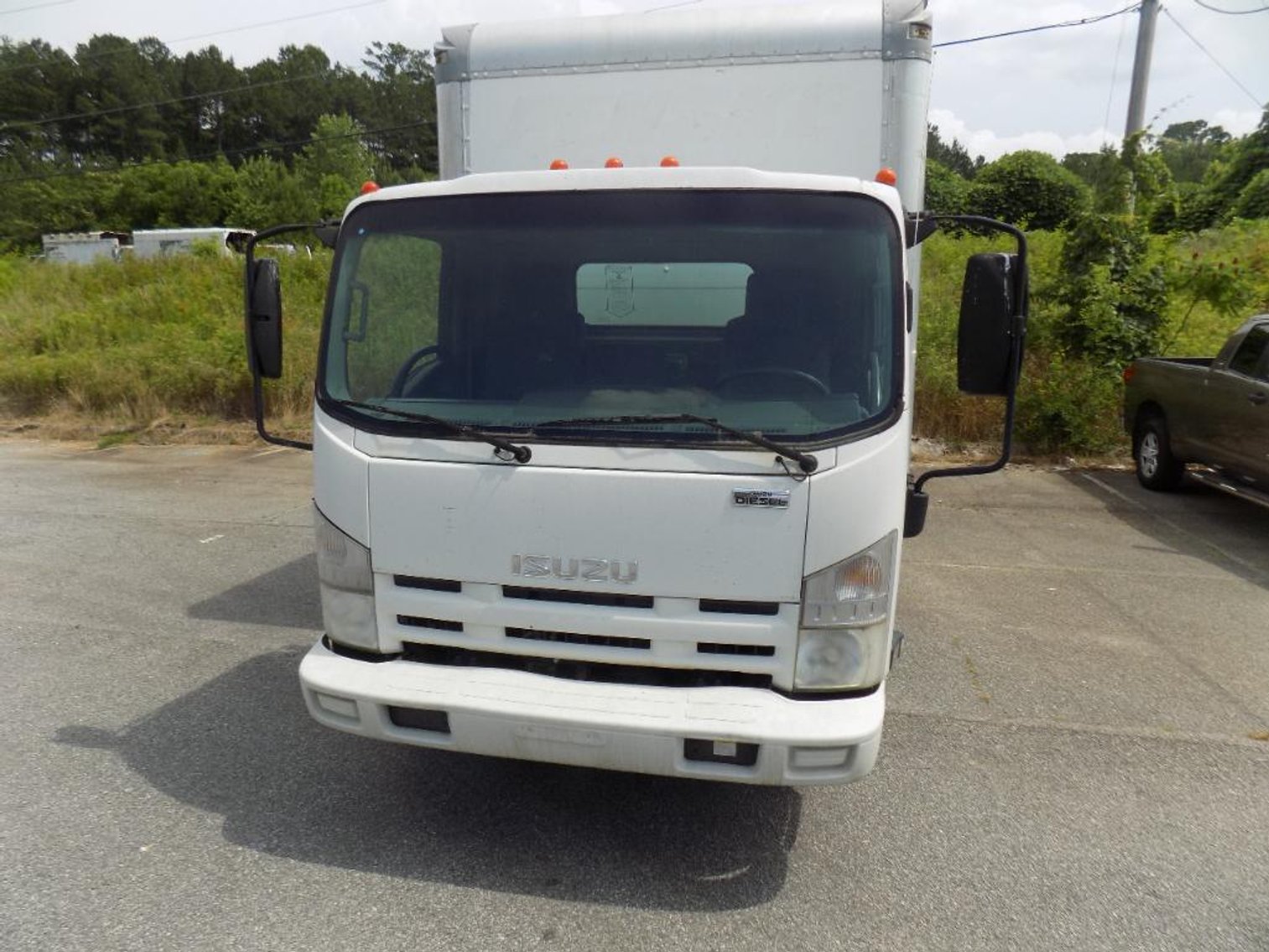 Image for 2015 Isuzu NPR HD Truck