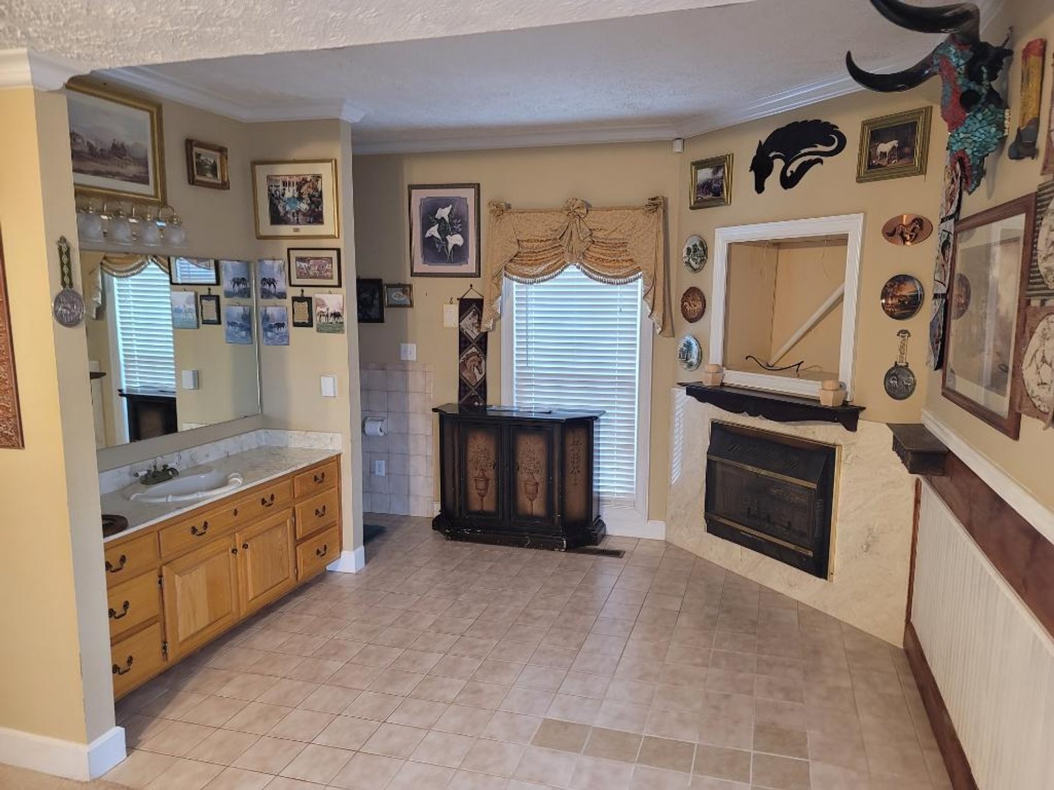Image for Country Estate on 11.92 +/- Acres