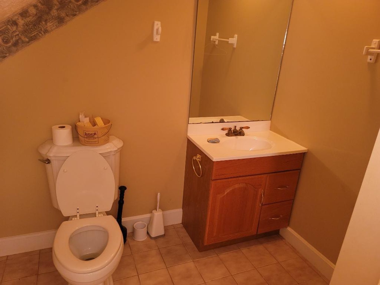 Image for Country Estate on 11.92 +/- Acres