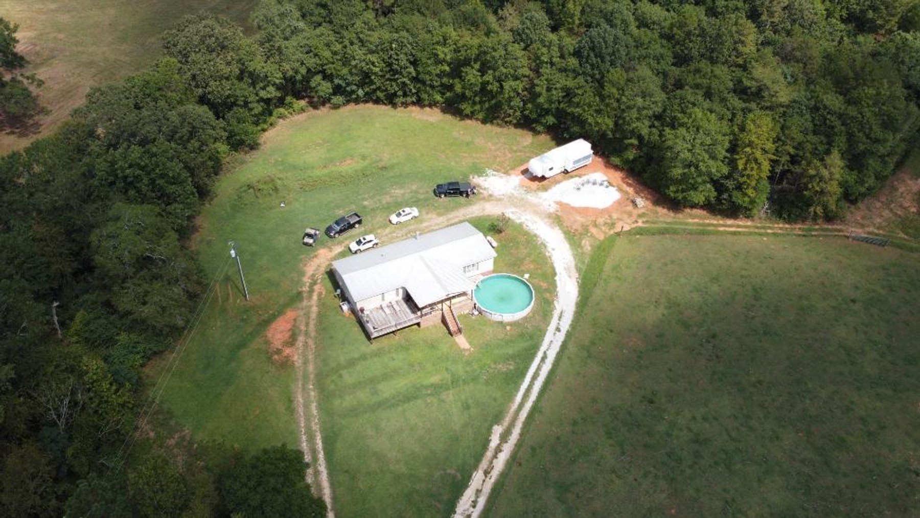 Image for 92.62 +/- Acre Farm with Multiple Houses and Structures in Hart County