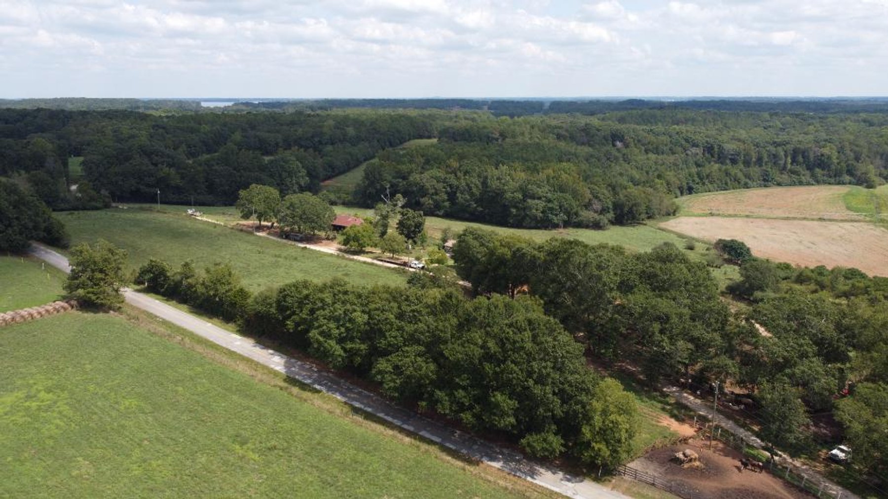 Image for 92.62 +/- Acre Farm with Multiple Houses and Structures in Hart County