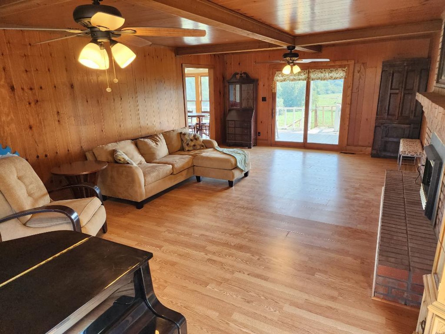 Image for 92.62 +/- Acre Farm with Multiple Houses and Structures in Hart County