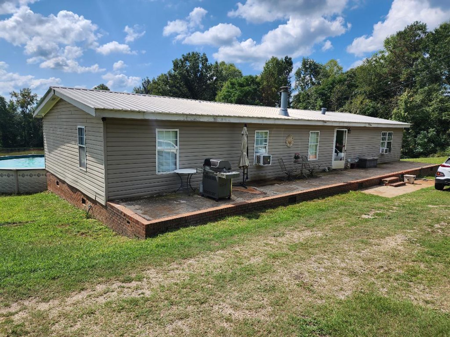 Image for 92.62 +/- Acre Farm with Multiple Houses and Structures in Hart County