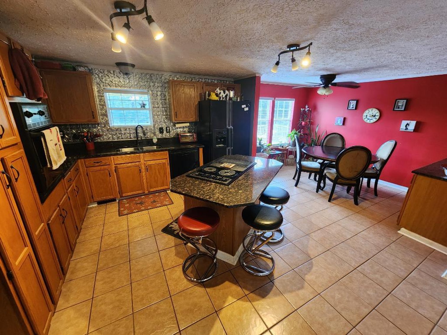 Image for 92.62 +/- Acre Farm with Multiple Houses and Structures in Hart County
