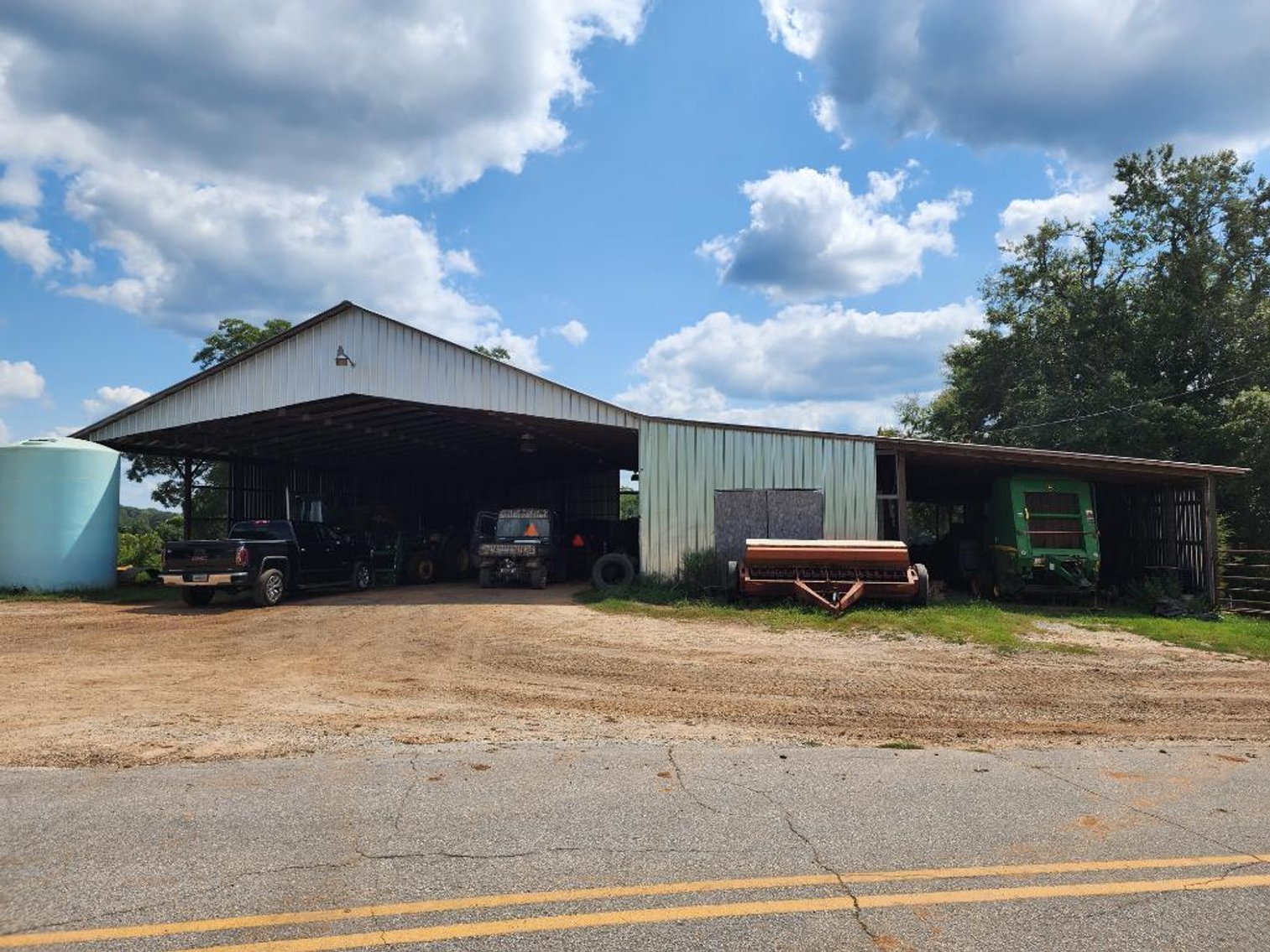 Image for 92.62 +/- Acre Farm with Multiple Houses and Structures in Hart County