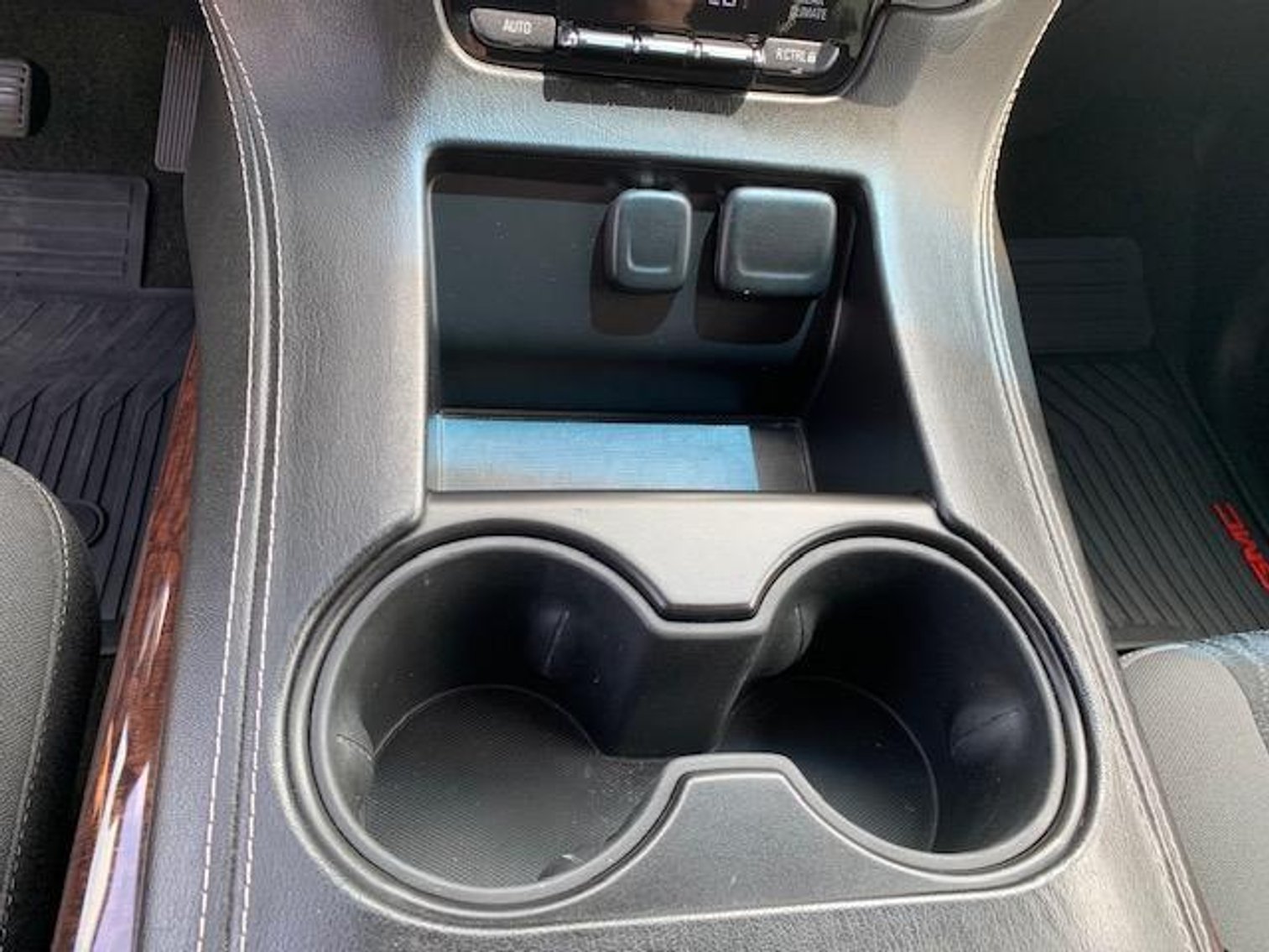 Image for 2016 GMC Yukon SLE