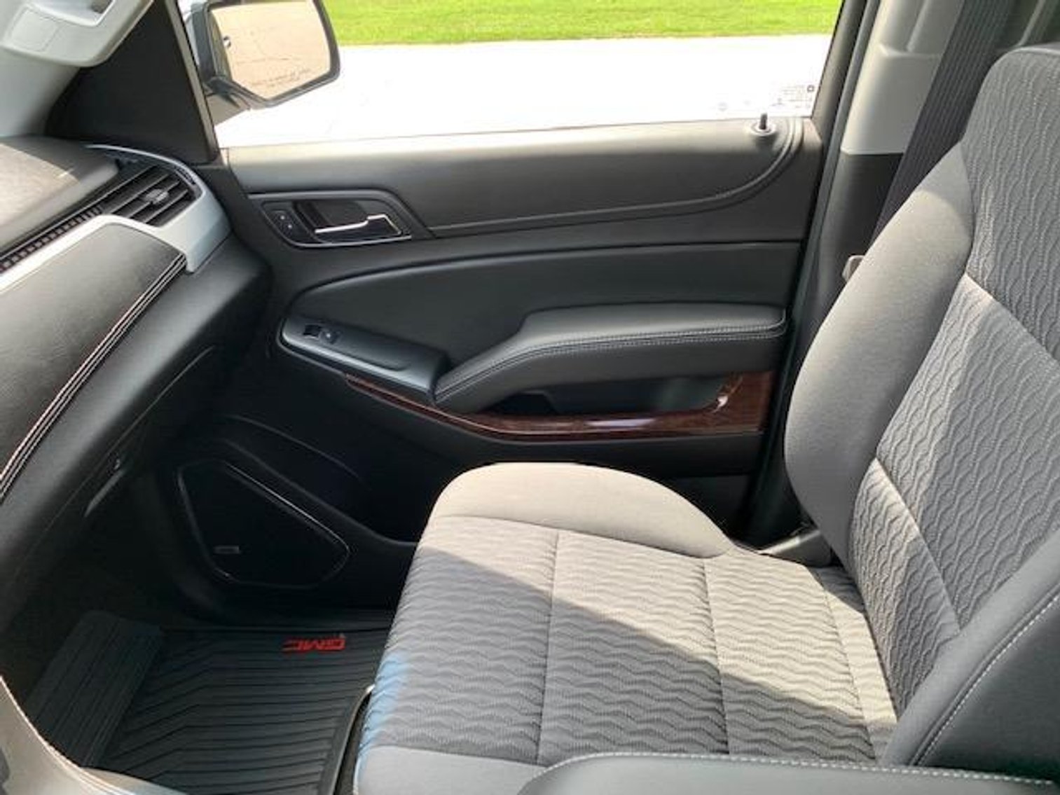 Image for 2016 GMC Yukon SLE