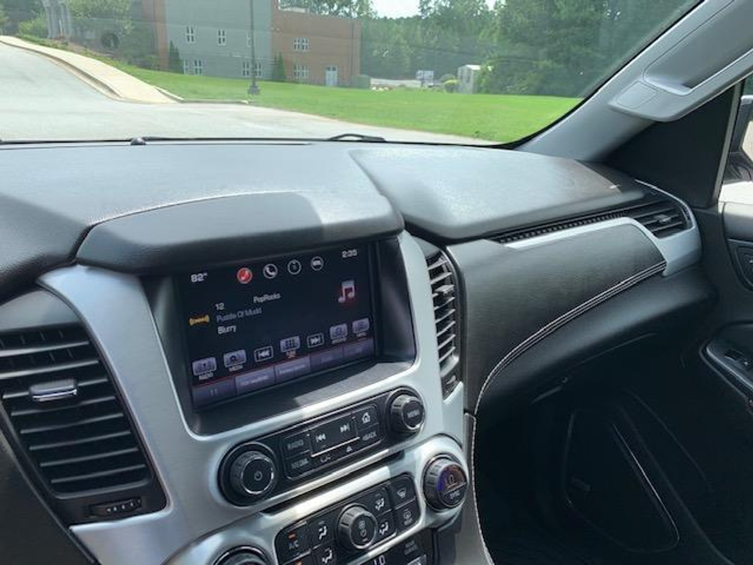 Image for 2016 GMC Yukon SLE