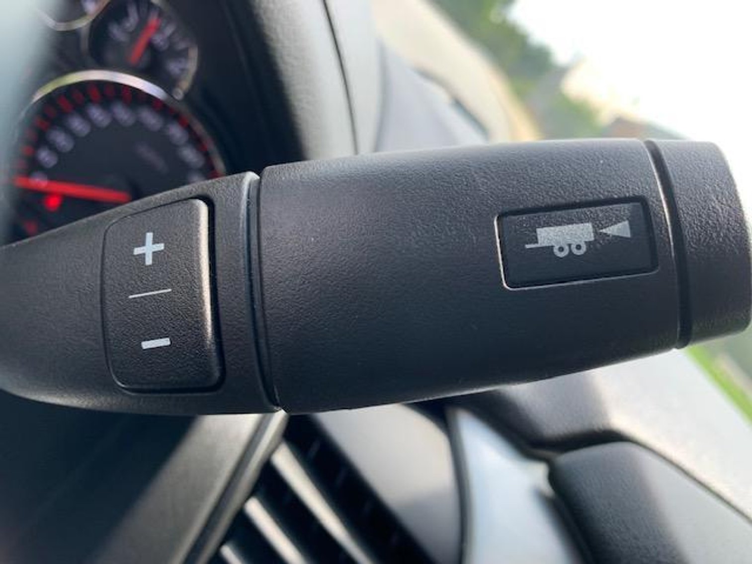 Image for 2016 GMC Yukon SLE