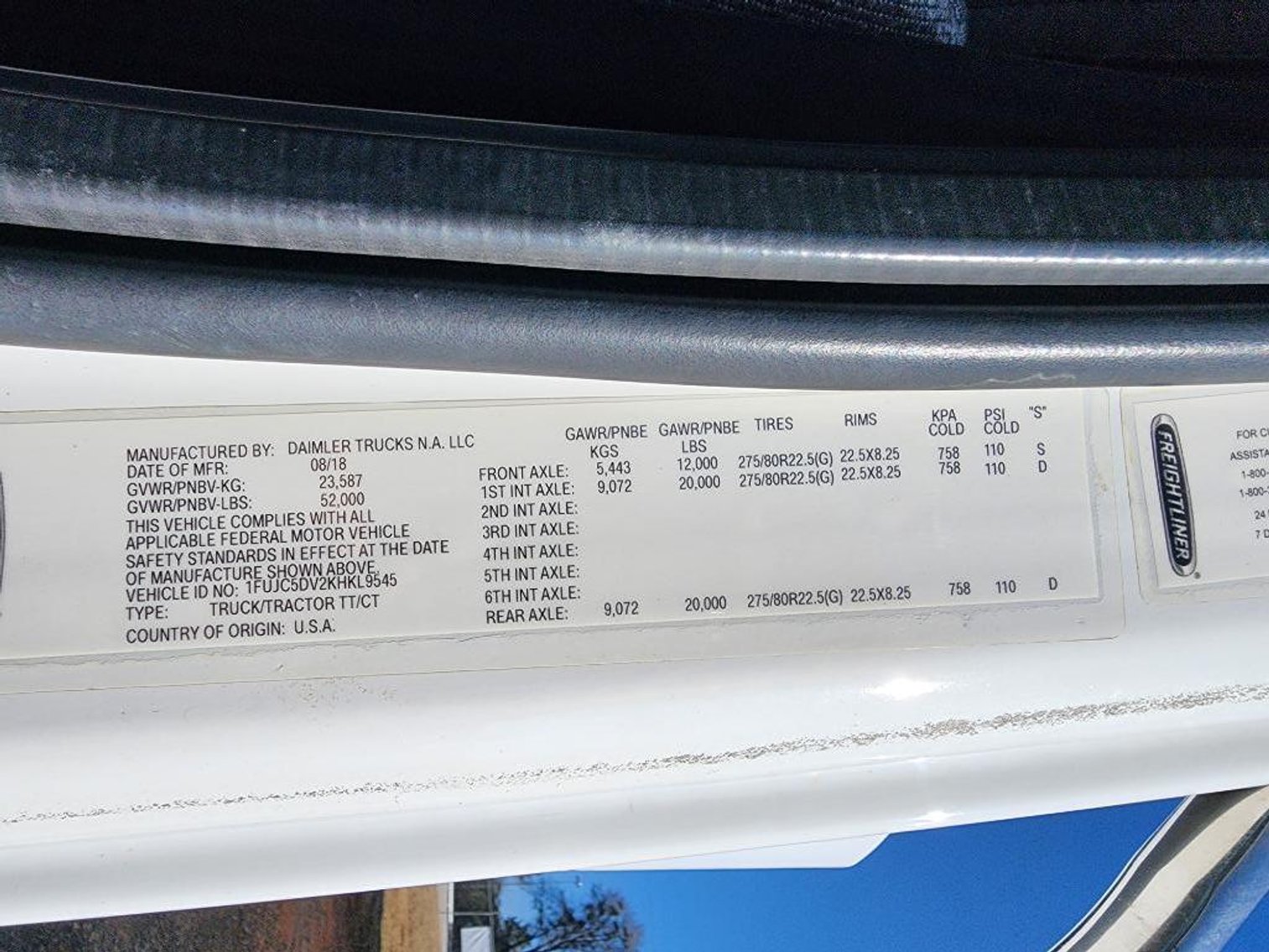 Image for Bank Seized 2019 Freightliner