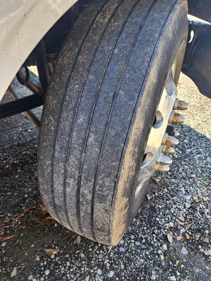 Image for Bank Seized 2019 Freightliner