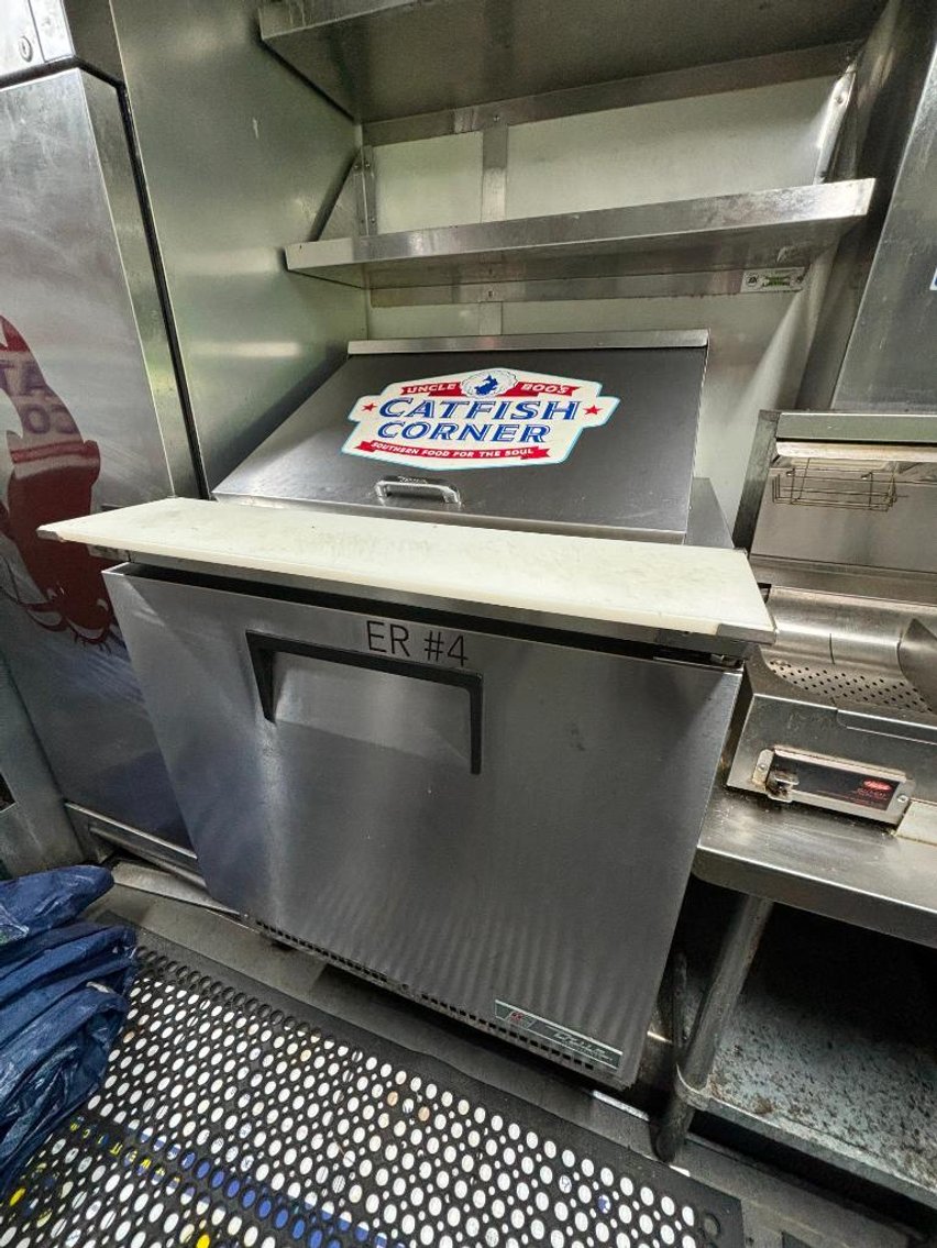 Image for 2018 Ford F-59 Step Van Food Truck