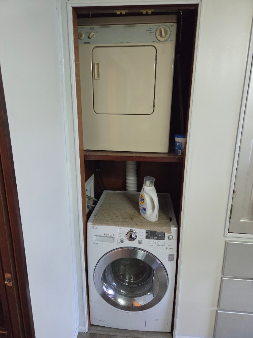 Image for 1998 Stardust 16' x 86' Houseboat
