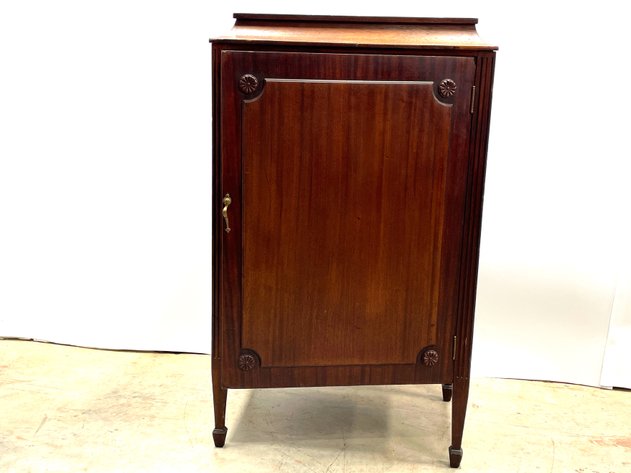 Image for Spring Multi-Consignor Gallery Auction