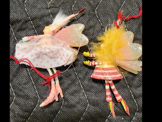 Image for Its Beginning To Look A Lot  Like Christmas Online Auction