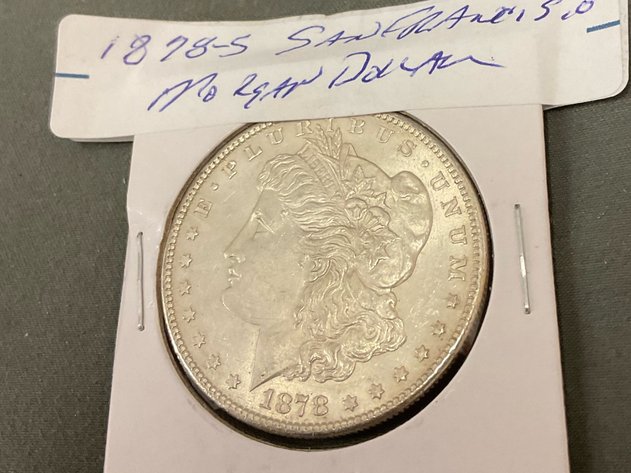 Image for New Years Coin, Jewelry & Collectibles