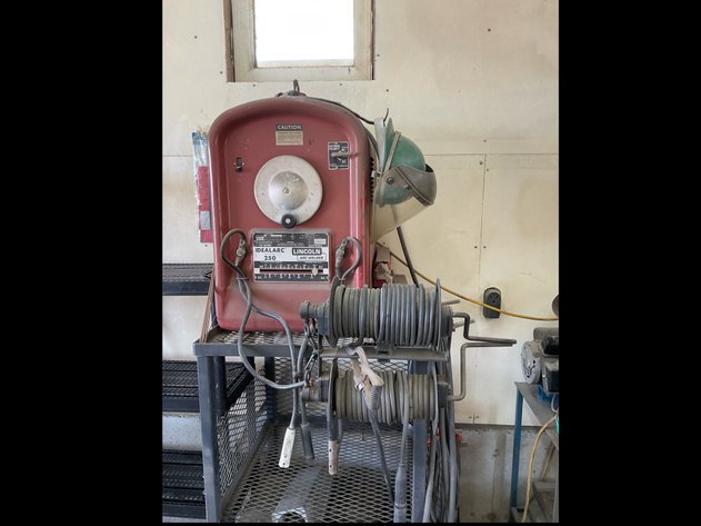 Image for Millhollin Downsizing & Rosebud County Surplus Forsyth MT