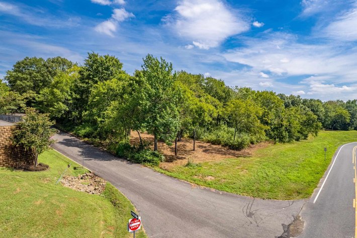 3.5± ACRE NO RESERVE COMMERCIAL DEVELOPMENT LAND AUCTION – HOT SPRINGS, AR
