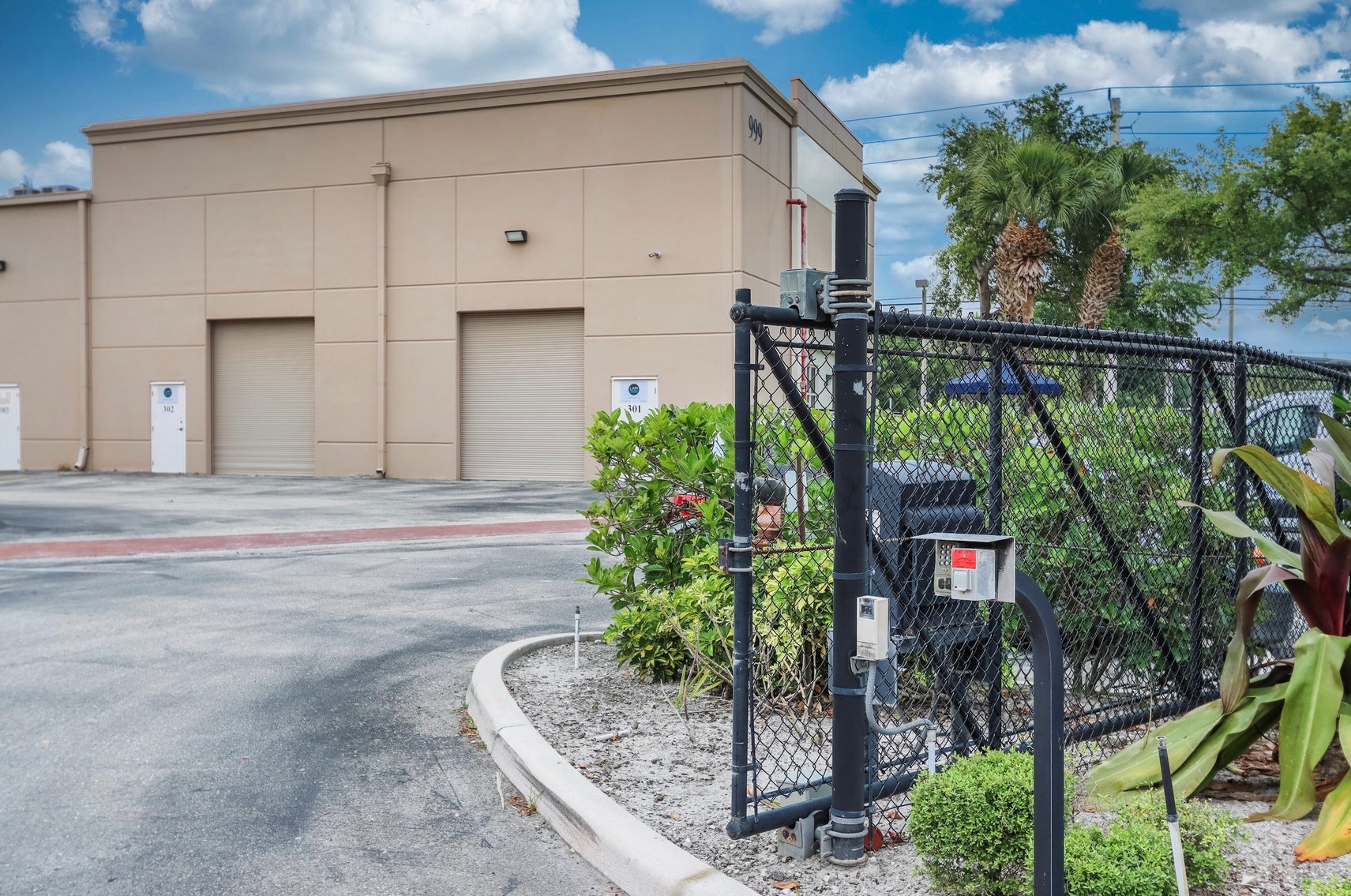 Image for For Sale ONLY at AUCTION Turn-Key Industrial Flex Warehouse!