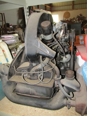Image for Photos of items being sold live only, not online