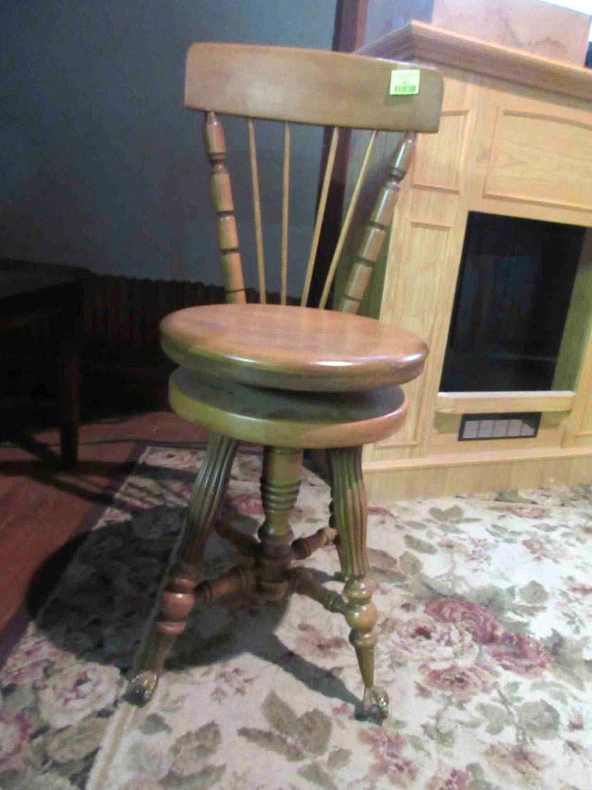 Image for Proud's Bridgeside Antiques Final Liquidation