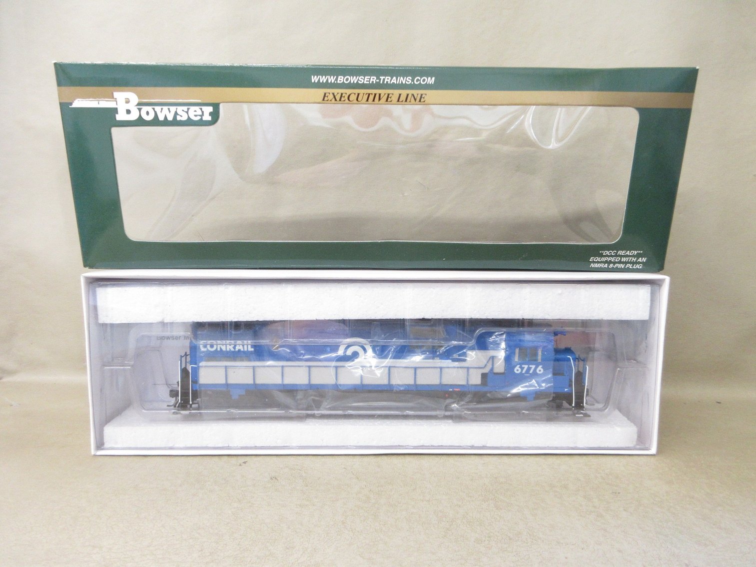 Image for Model Trains and Models #7 (hot pink tag)