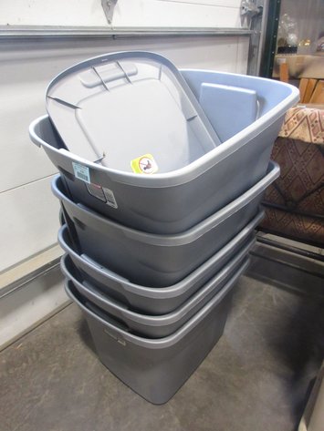 Image for (5) Plastic totes